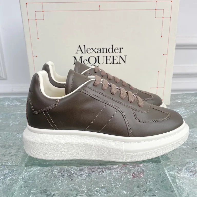 Alexander McQueen Shoe 